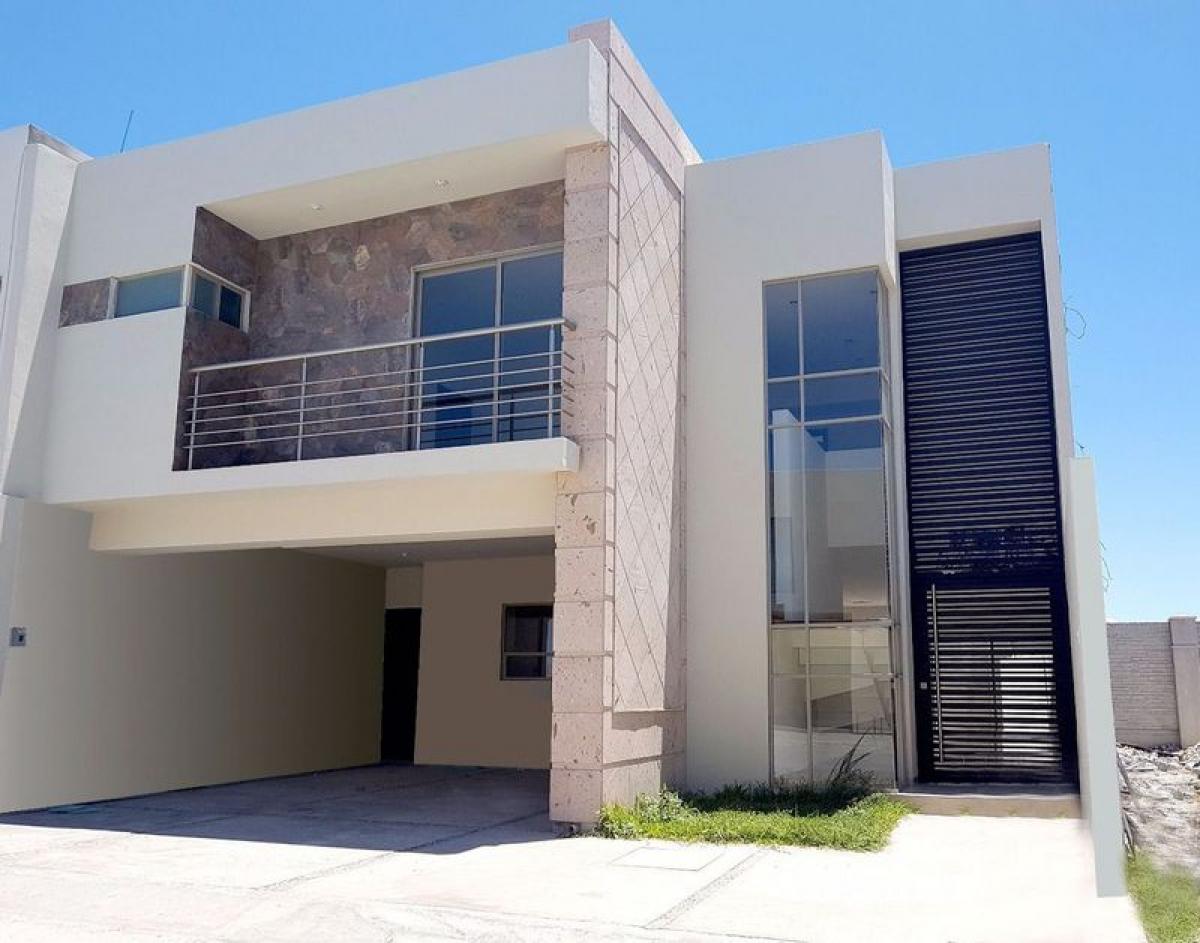 3 bedrooms House in Playa Vicente, Mexico No. 184683