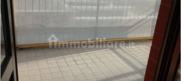 3 rooms Apartment in Turin, Italy No. 5549 2