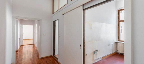 2 rooms Apartment in Wilmersdorf, Germany No. 71357 3