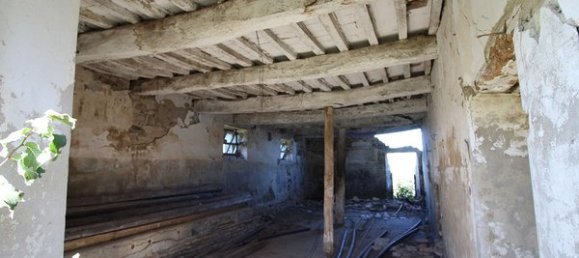 Casa de 10 habitaciónes en Urbino, Italy No. 84316 9