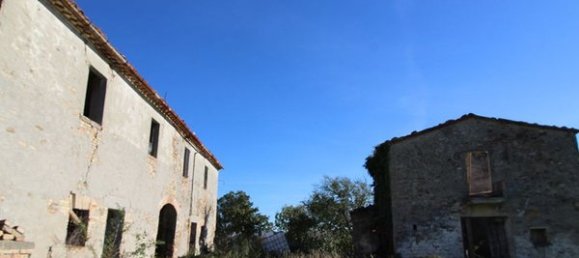 Casa de 10 habitaciónes en Urbino, Italy No. 84316 12