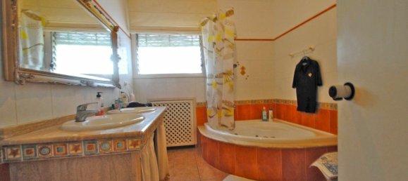 10 bedrooms Villa in Marbella, Spain No. 55280 21