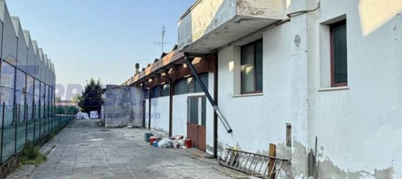 5 rooms Warehouse in Conselve, Italy No. 380619 10