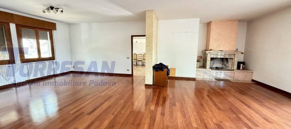 5 rooms Warehouse in Conselve, Italy No. 380619 3
