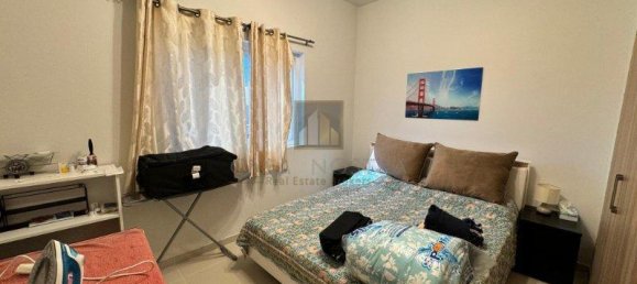 Villa de 4 dormitorios en Dubai, UAE No. 16616 8