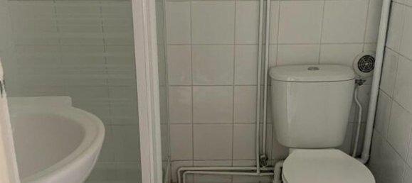 Studio in Montreuil, France No. 185664 4