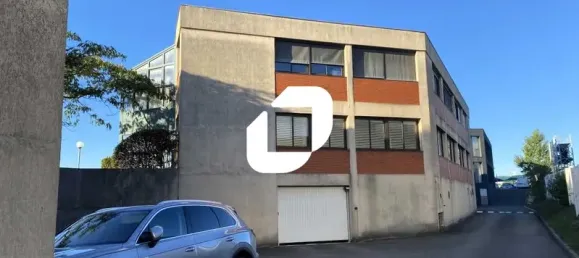 626m² Office in Rhone, France No. 302384 2