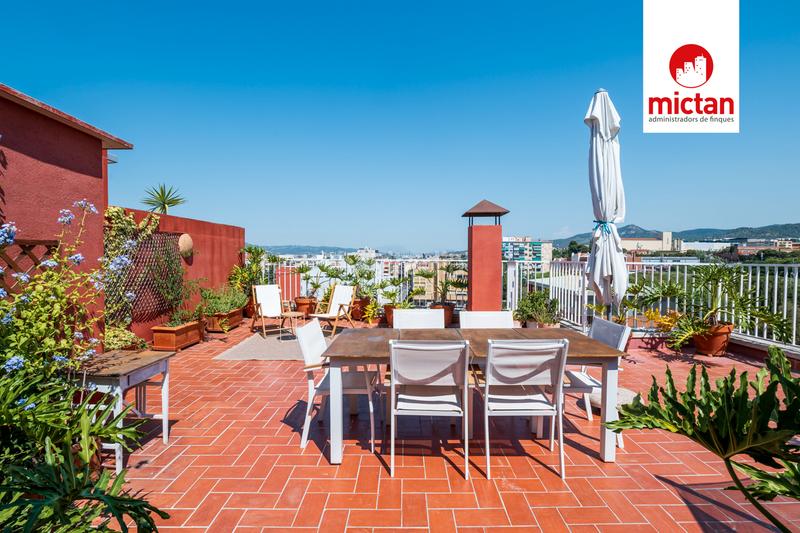 Пентхаус с 3 спальнями в Корнелья-де-Льобрегат, Испания № 153999