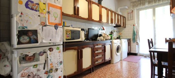 Apartamento de 6 divisões em Genoa, Italy N.º 36619 18