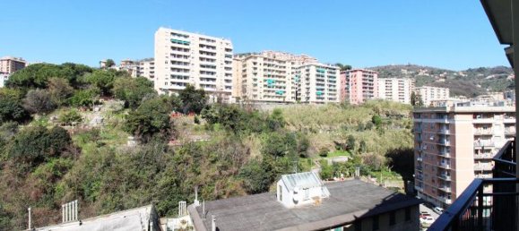 Apartamento de 6 divisões em Genoa, Italy N.º 36619 11