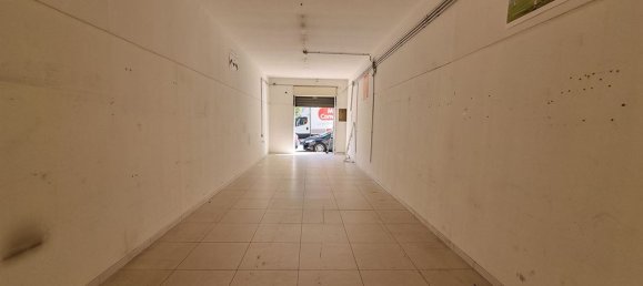 Propriété commerciale à Bari, Italy 53m² No. 288653 9