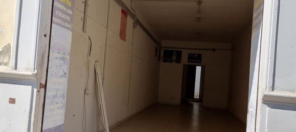 Propriété commerciale à Bari, Italy 53m² No. 288653 4
