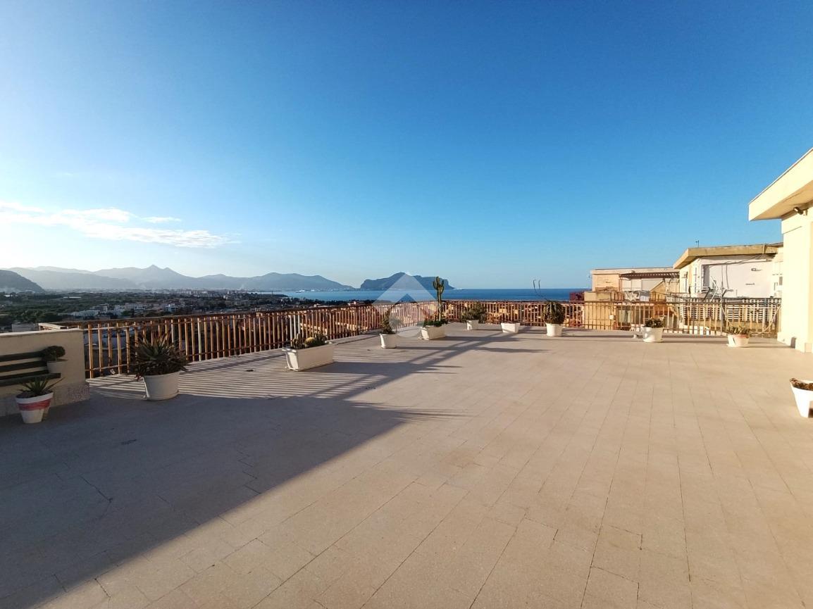 4 rooms Penthouse in Ficarazzi, Italy No. 7354