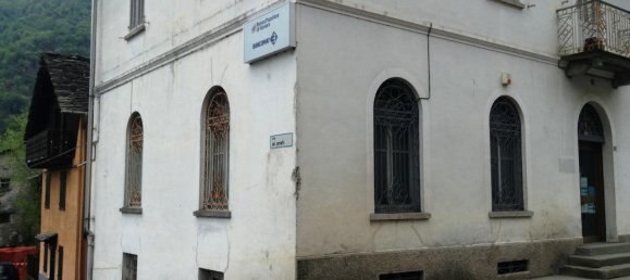 265m² Office in Scopa, Italy No. 316971 2