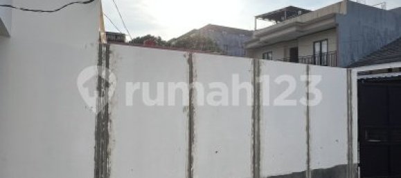 Дом с 3 спальнями в Джакарта, Индонезия № 2600 8