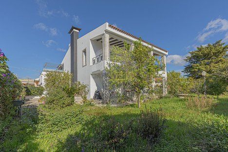 8 bedrooms House in Loures, Portugal No. 50563