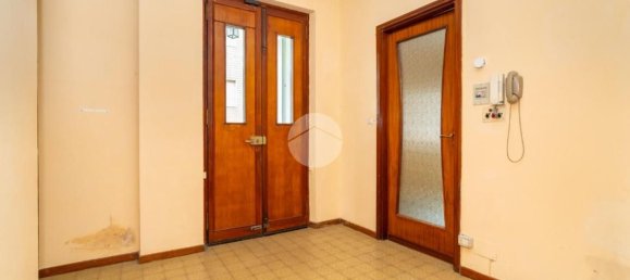 3 Schlafzimmer Wohnung in Caselle Torinese, Italy, Nr. 323114 9