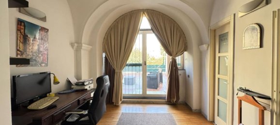 Apartamento T5 em Cava de' Tirreni, Italy N.º 323306 2