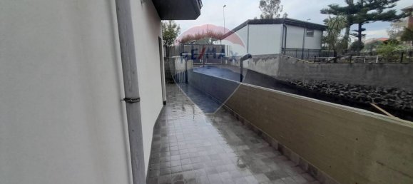 4 rooms Apartment in Camporotondo Etneo, Italy No. 271718 12