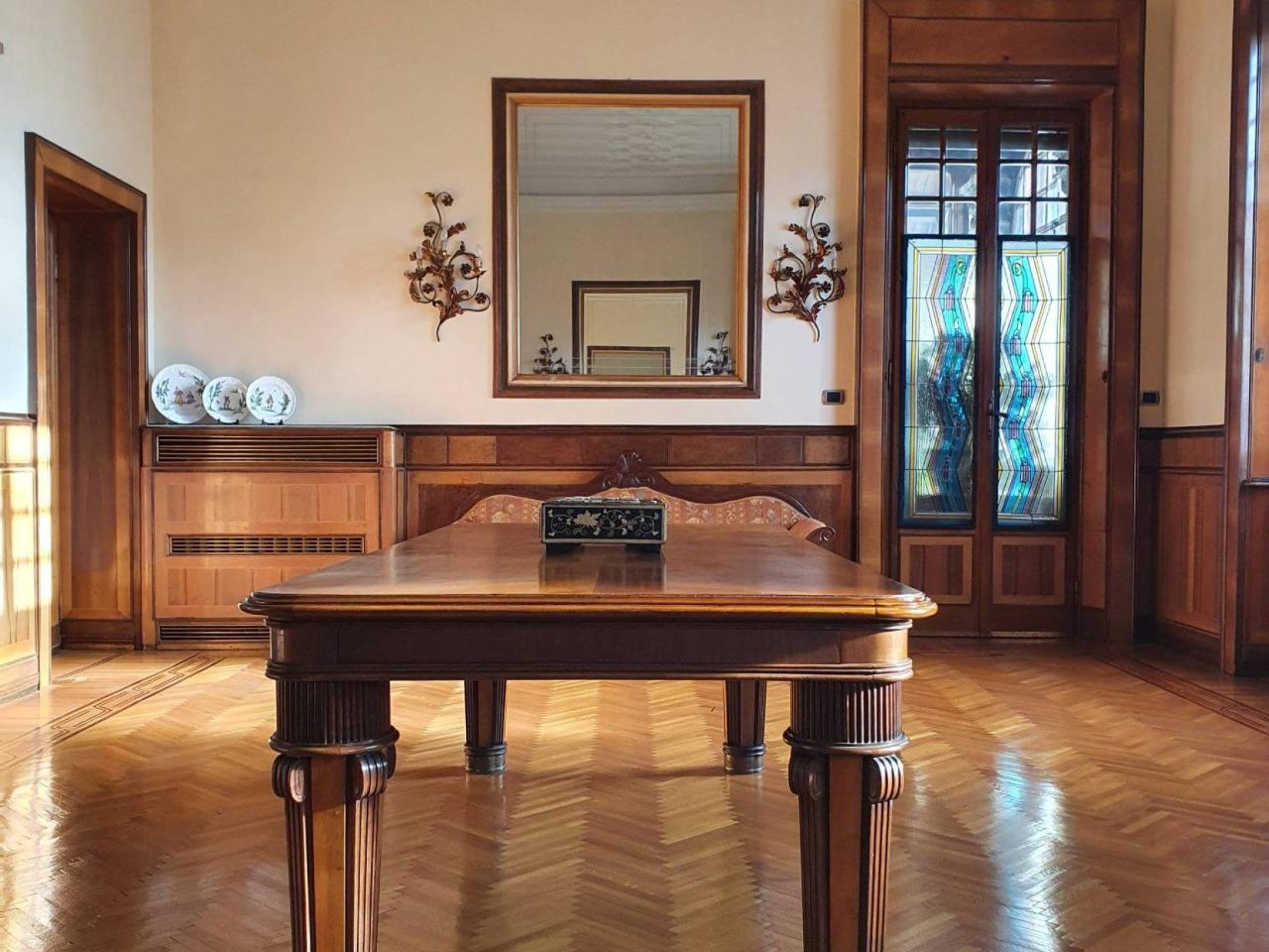 17-salle Villa à Legnano, Italy No. 135959