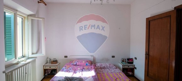 10غرفة شقة في Montemarciano, Italy رقم 97945 17