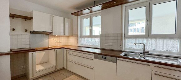 3 rooms Apartment in Nuremberg, Germany No. 338720 3