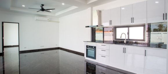 Дом с 3 спальнями в Хуа Хин, Таиланд № 59188 5