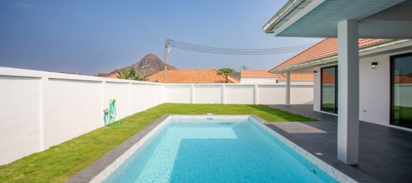 Дом с 3 спальнями в Хуа Хин, Таиланд № 59188 3