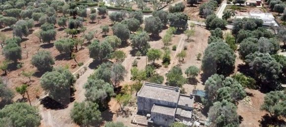 Casa de 3 habitaciónes en Ostuni, Italy No. 26594 8