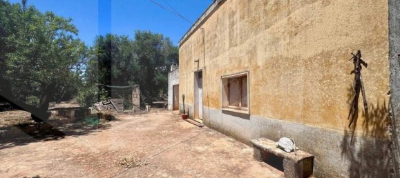 Casa de 3 habitaciónes en Ostuni, Italy No. 26594 3