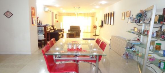 Apartamento de 3 dormitorios en Tay Ho, Vietnam No. 6188 3