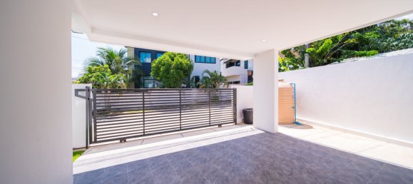 3 bedrooms Villa in Ko Samui, Thailand No. 75656 8