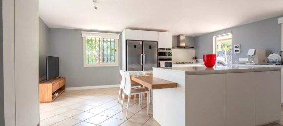 4 bedrooms Villa in Tamarin, Mauritius No. 29 22