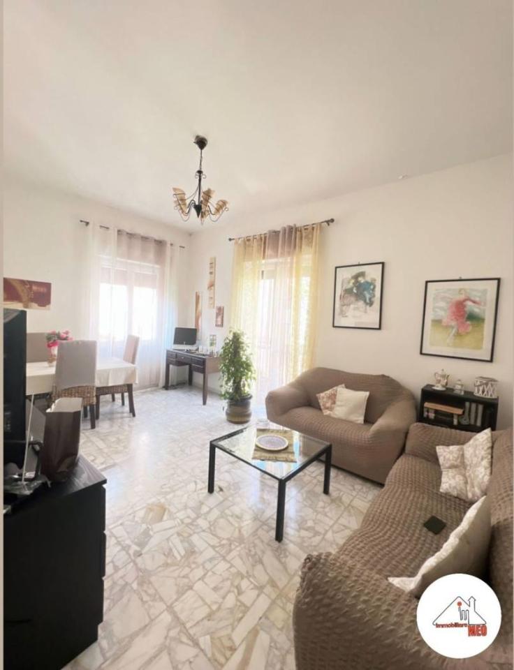Apartamento de 3 divisões em Avellino, Italy N.º 80111