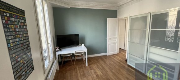 Apartamento de 3 dormitorios en Le Perreux-sur-Marne, France No. 162058 10