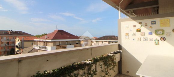 2 Schlafzimmer Wohnung in Francavilla al Mare, Italy, Nr. 320772 5