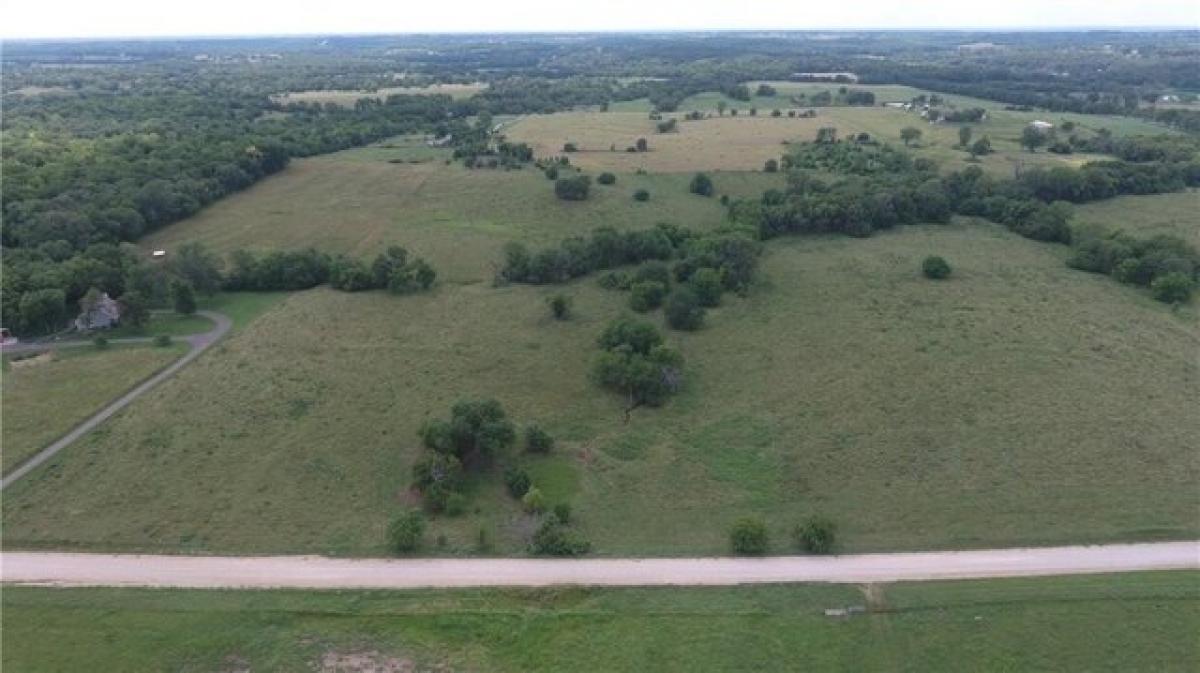  Land in Paola, USA No. 501429