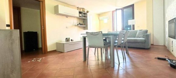 2 bedrooms Apartment in Altamura, Italy No. 79899 3