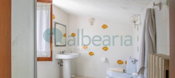 Villa de 11 divisões em Follonica, Italy N.º 36032 23