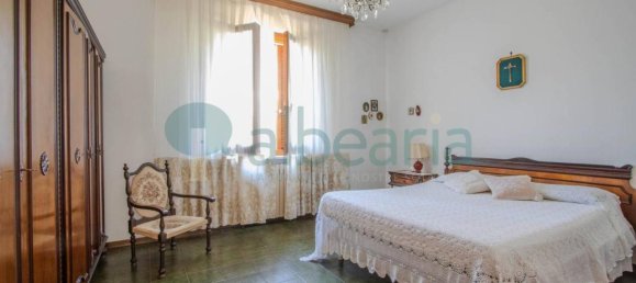 Villa de 11 divisões em Follonica, Italy N.º 36032 14