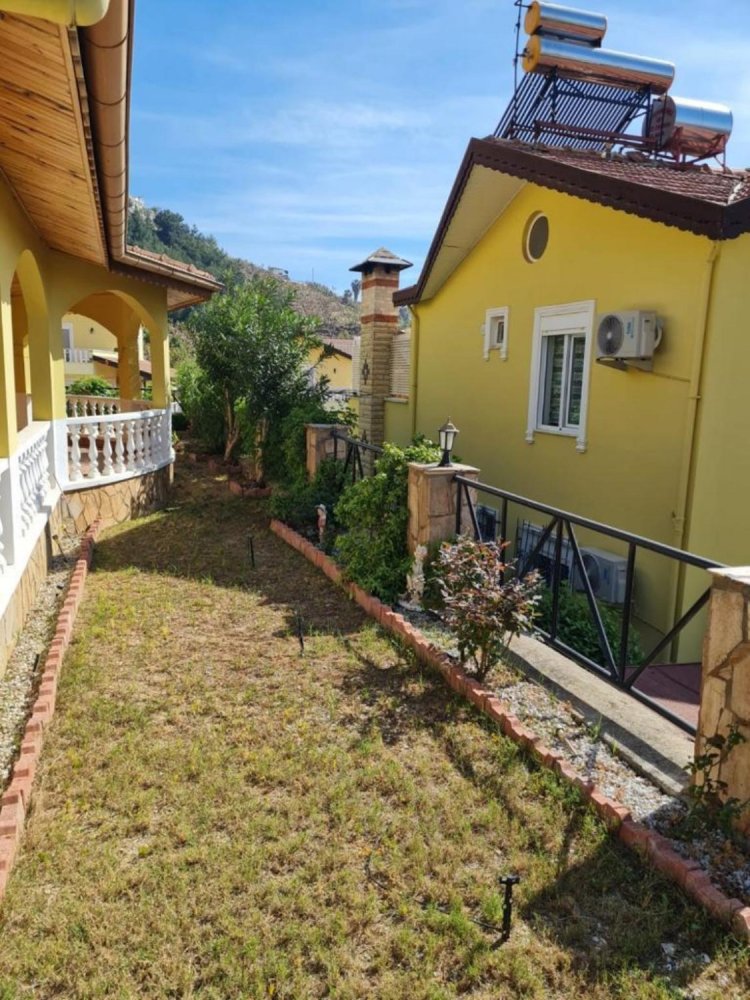 Villa 3+1 in Alanya, Turkey No. 23793