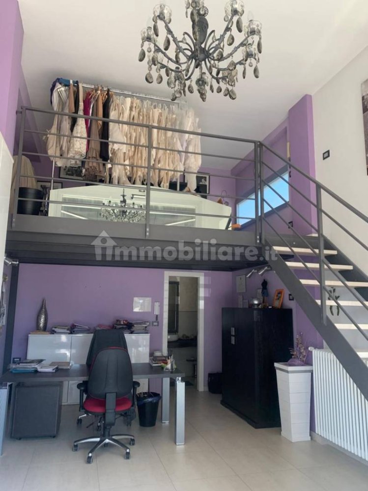 Oficina de 1 habitación en Cesena, Italy No. 350347