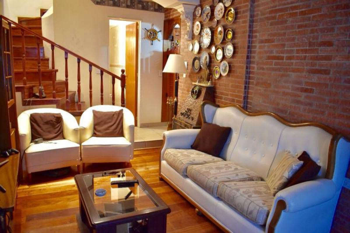 3 bedrooms House in Buenos Aires, Argentina No. 84206