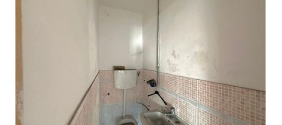 25m² Commercial property in Naples, Italy No. 275936 10
