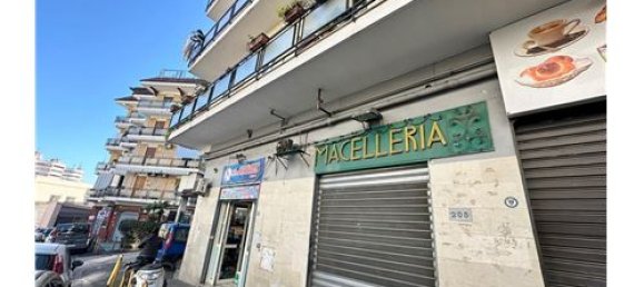 25m² Commercial property in Naples, Italy No. 275936 5