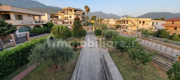 3 bedrooms Villa in Avella, Italy No. 294810 3