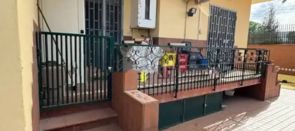 5غرفة شقة في Giugliano in Campania, Italy رقم 179675 10