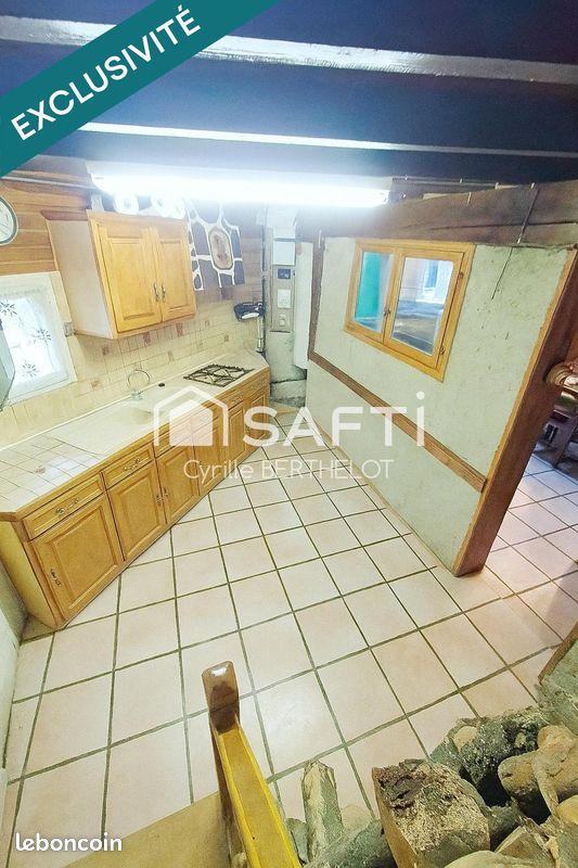 3 Schlafzimmer Haus in Formigueres, France, Nr. 339384