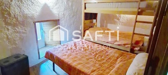 3 Schlafzimmer Haus in Formigueres, France, Nr. 339384 6