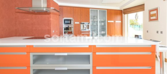 4 bedrooms Villa in Albufeira, Portugal No. 25675 5